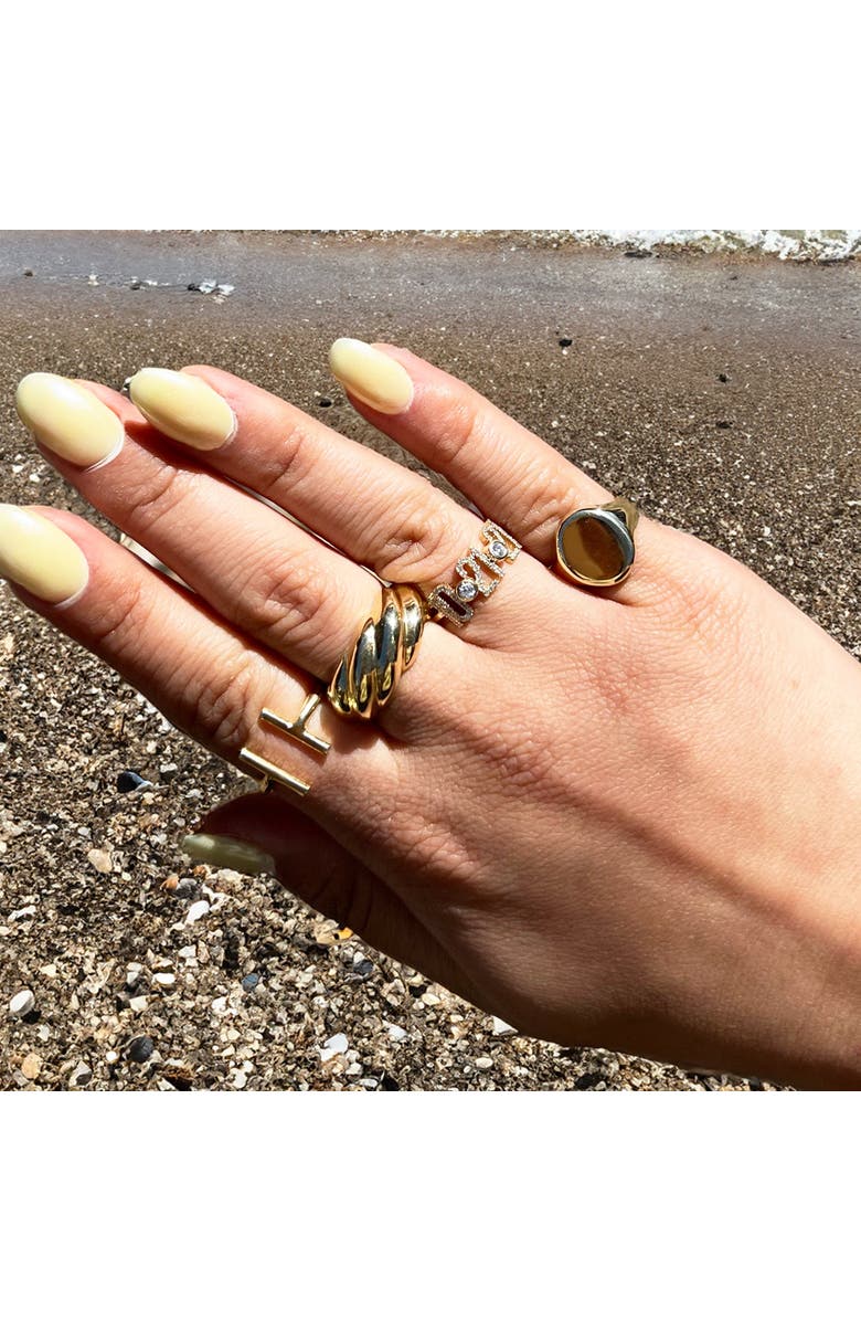 The Lovery Fine Jewelry Oval Signet Ring, Alternate, color, Yellow Gold