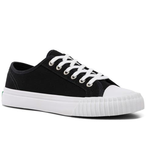 Center Low-Top Sneaker