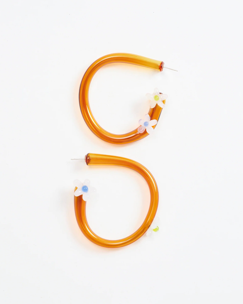 Lilith Hoops