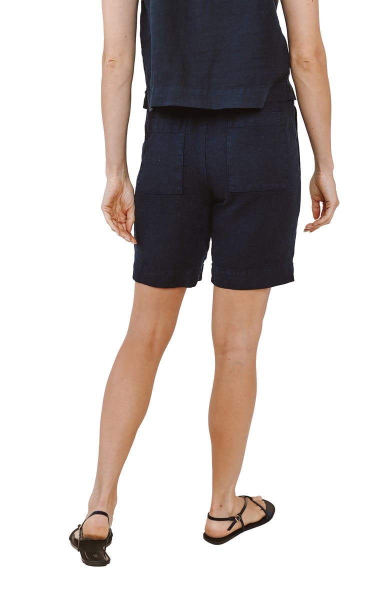 Bella Dahl Pleated Bermuda Shorts, Alternate, color, Black