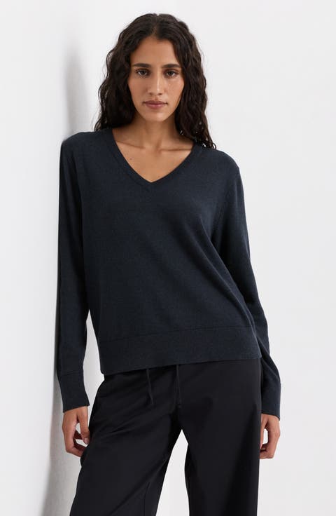 Organic Cotton Essential V-neck Sweater