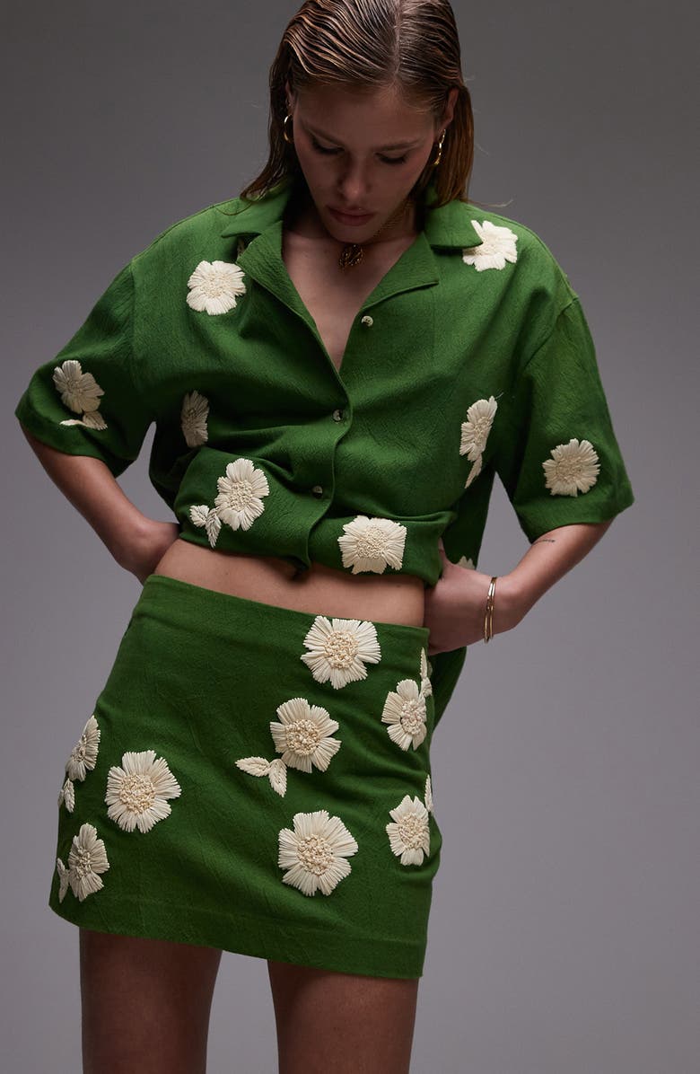 Topshop Pelmet Raffia Flowers Miniskirt, Alternate, color, Medium Green