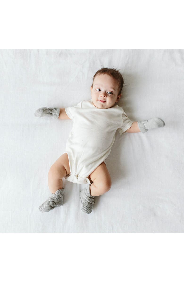 goumikids Short-Sleeve Baby Bodysuit, Alternate, color, Cloud