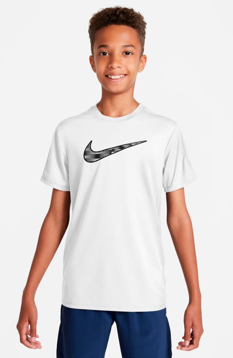 Kids' Dri-FIT Trophy23 Graphic T-Shirt (Big Kid)