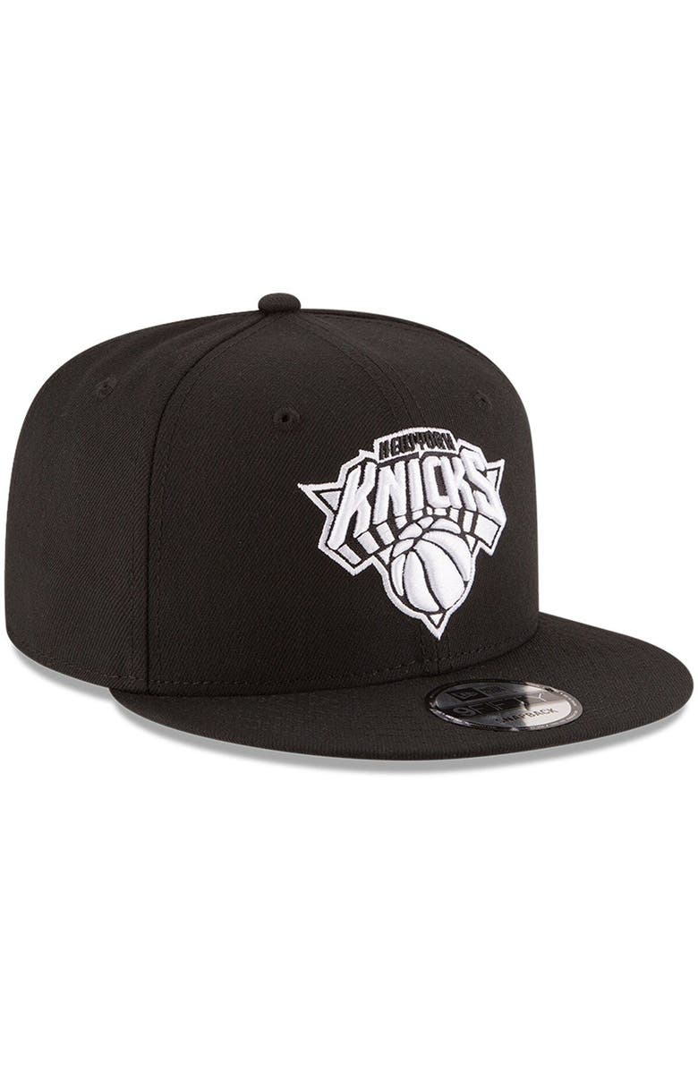 New Era Men's New Era Black New York Knicks Black & White Logo 9FIFTY Adjustable Snapback Hat, Alternate, color, 