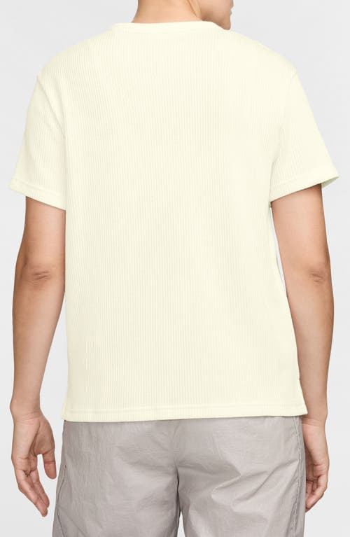 Nike Sportswear Chill Thermal T-shirt In White