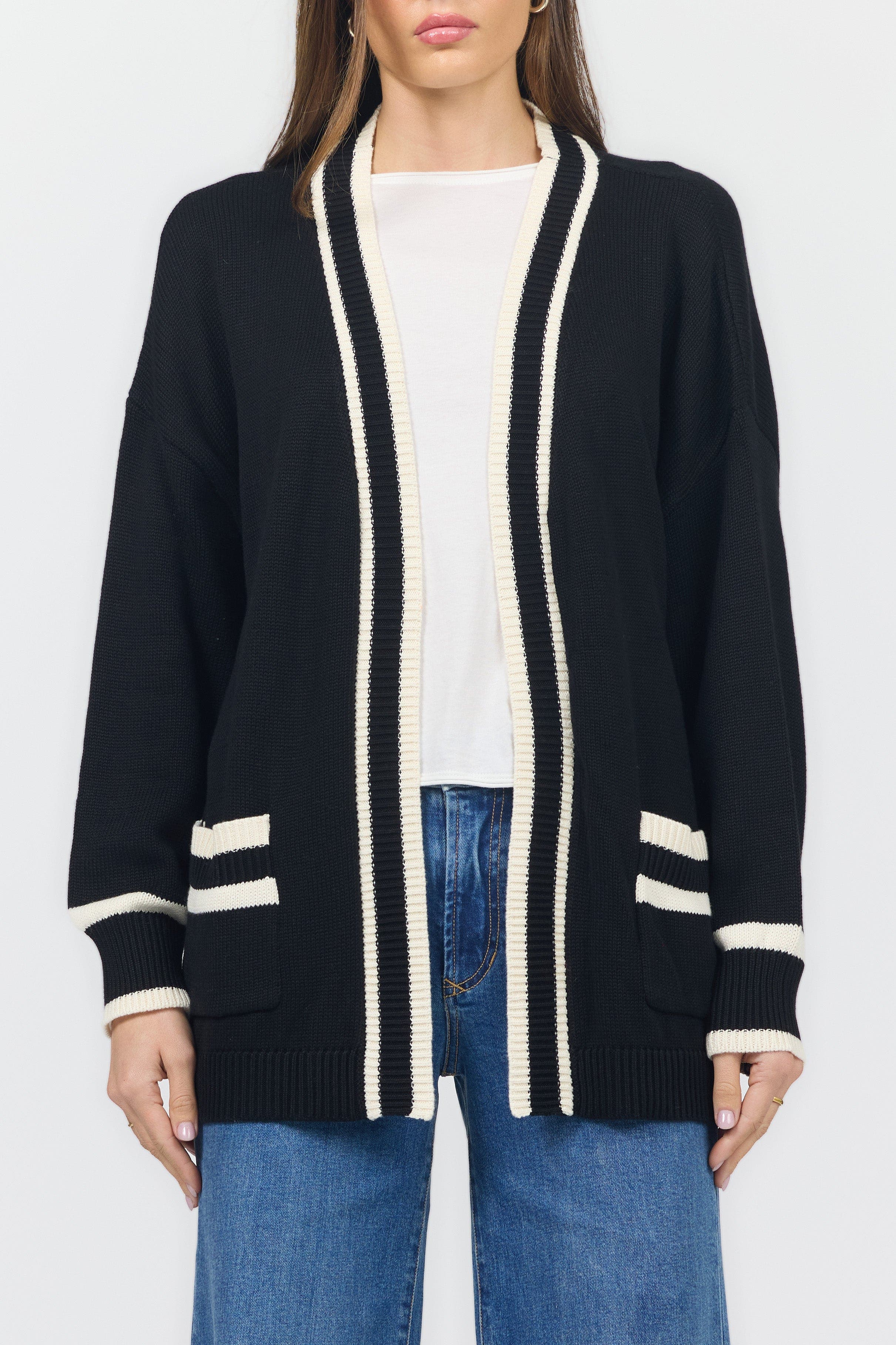selected Black/ Cream