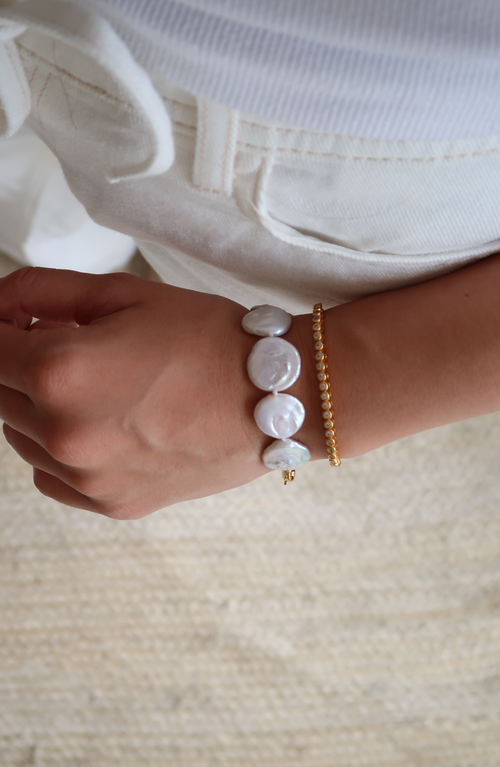 Joiana Jewelry Coin Pearl Bracelet In White