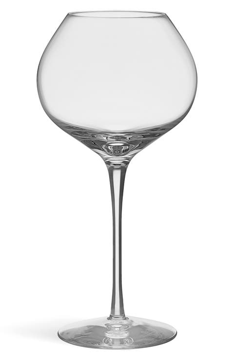 Difference Set of 2 Mature Wine Glasses