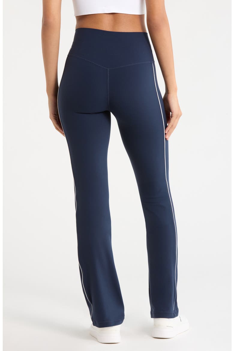 Studio Luxe Piped Bootcut Leggings, Alternate, color, NAVY SAPPHIRE