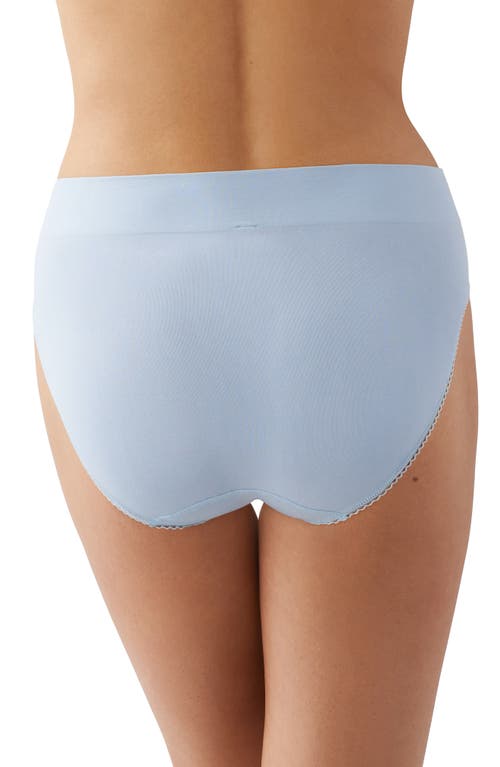 Wacoal Feeling Flexible Seamless Hi Cut Brief