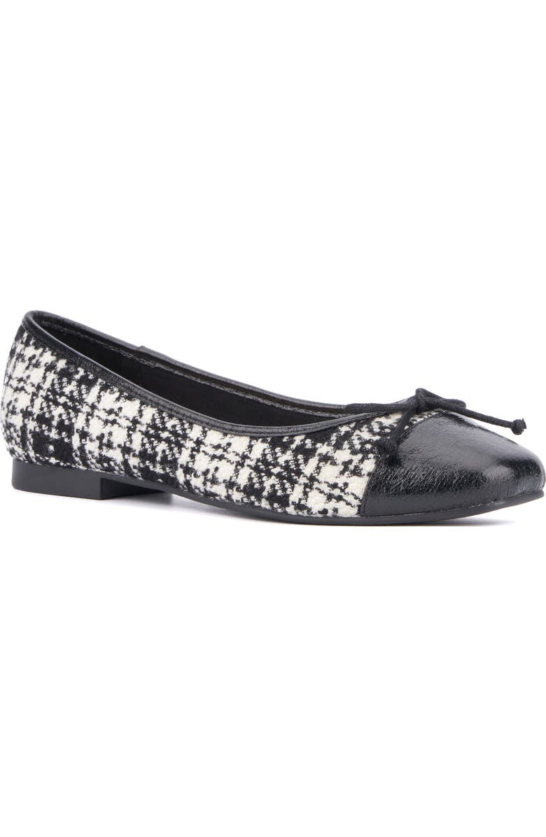 NEW YORK AND COMPANY Patricia Cap Toe Flat, Main, color,