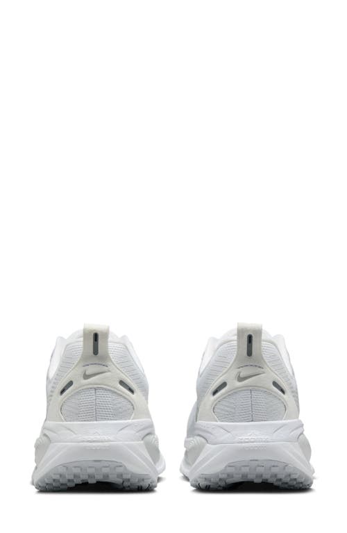 Nike Vomero 18 Running Shoe