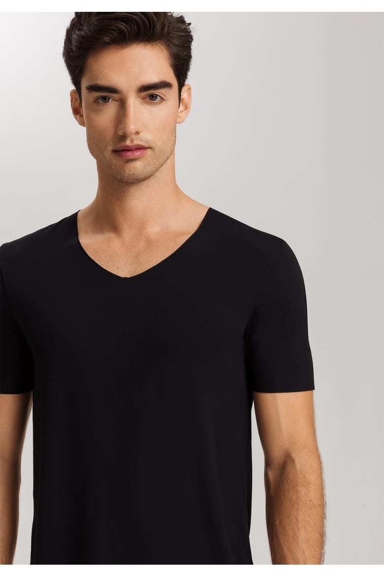 Clean Cut Seamless V-Neck T-Shirt, Alternate, color, Black