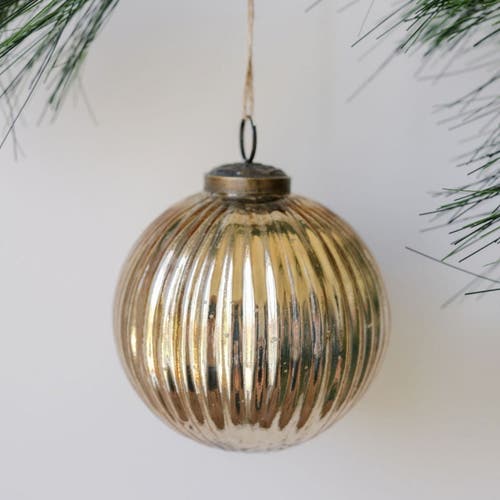 Cg Hunter 4" Mercury Ribbed Glass Antique Gold Ornament In Gold