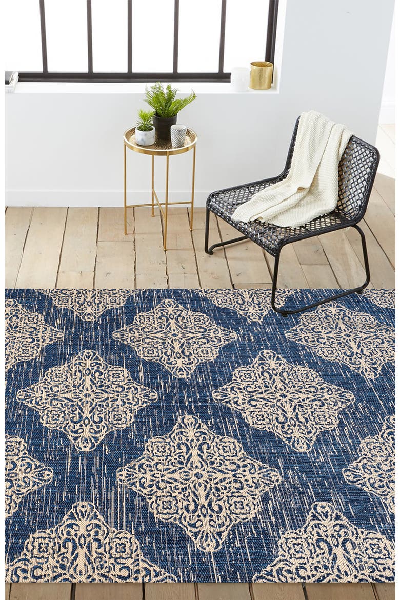 Galon Filigree Indoor/Outdoor Area Rug, Alternate, color, Navy/Beige