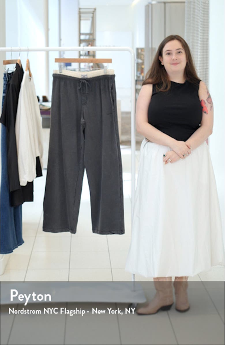Boxer Wide Leg Sweatpants