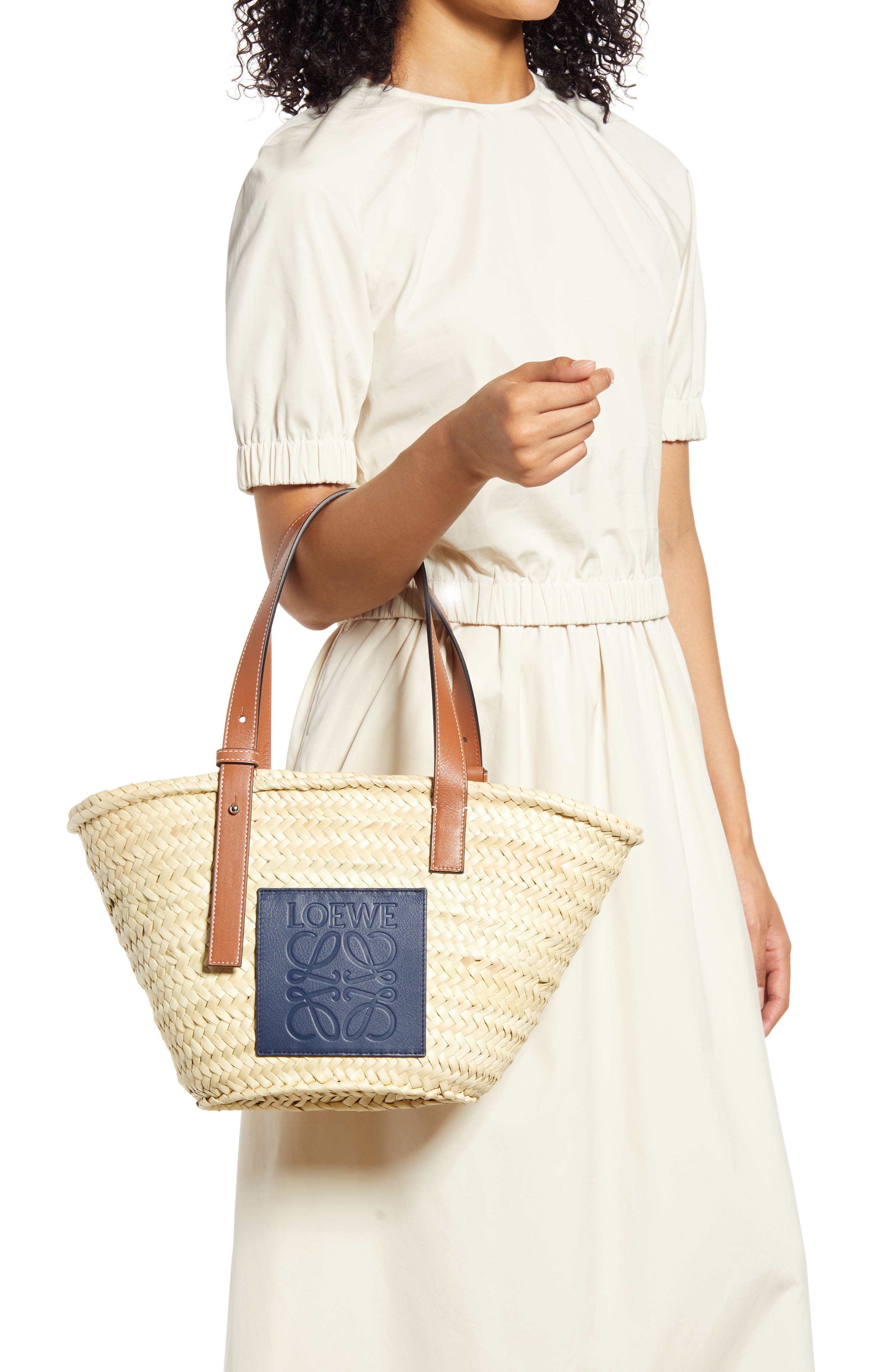 Loewe x Paula's Ibiza Palm Leaf Basket Bag, Alternate, color, 