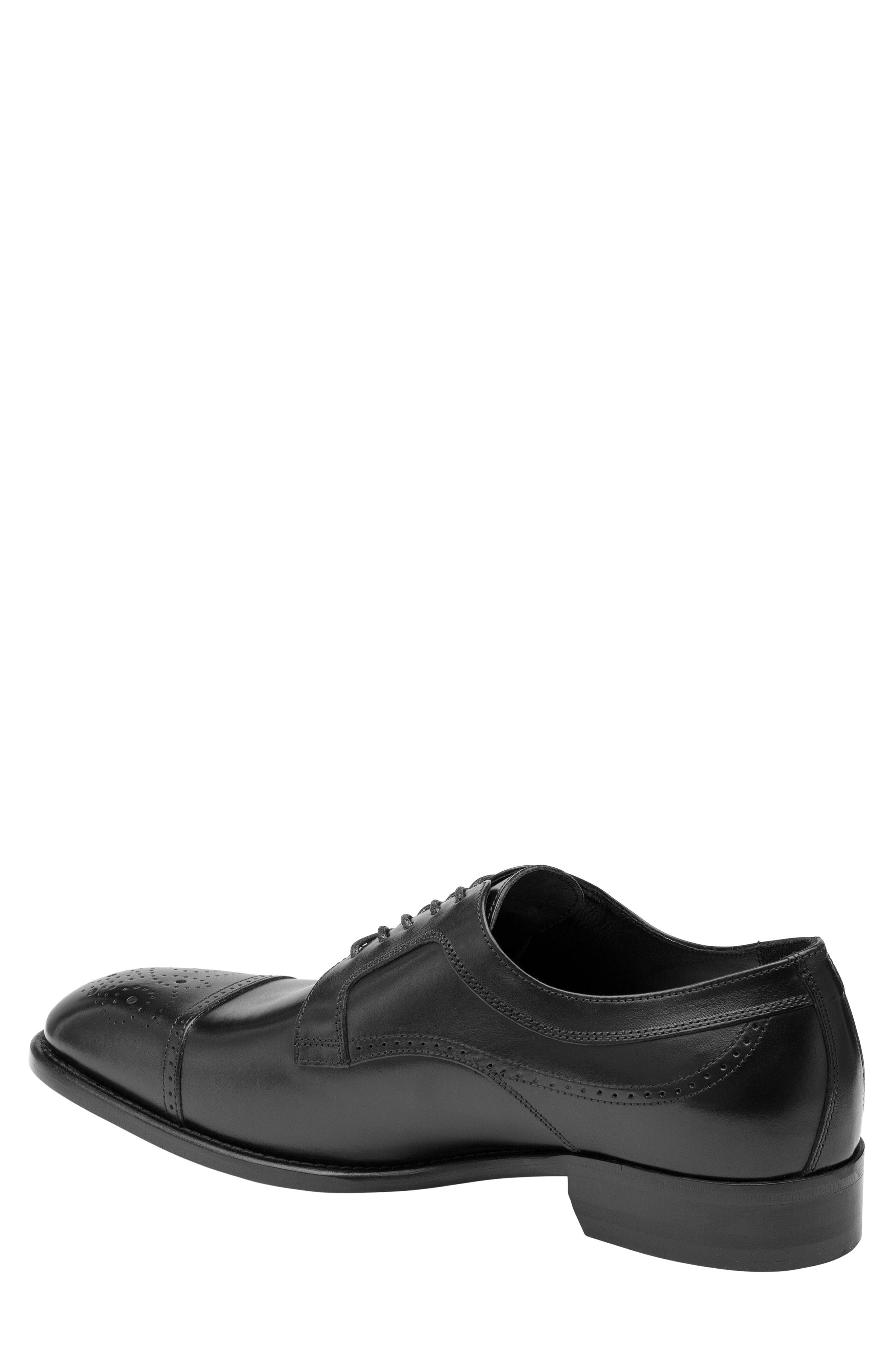 Johnston 
Murphy Ellsworth Medallion Toe Derby, Alternate, color, Black Italian Calfskin
