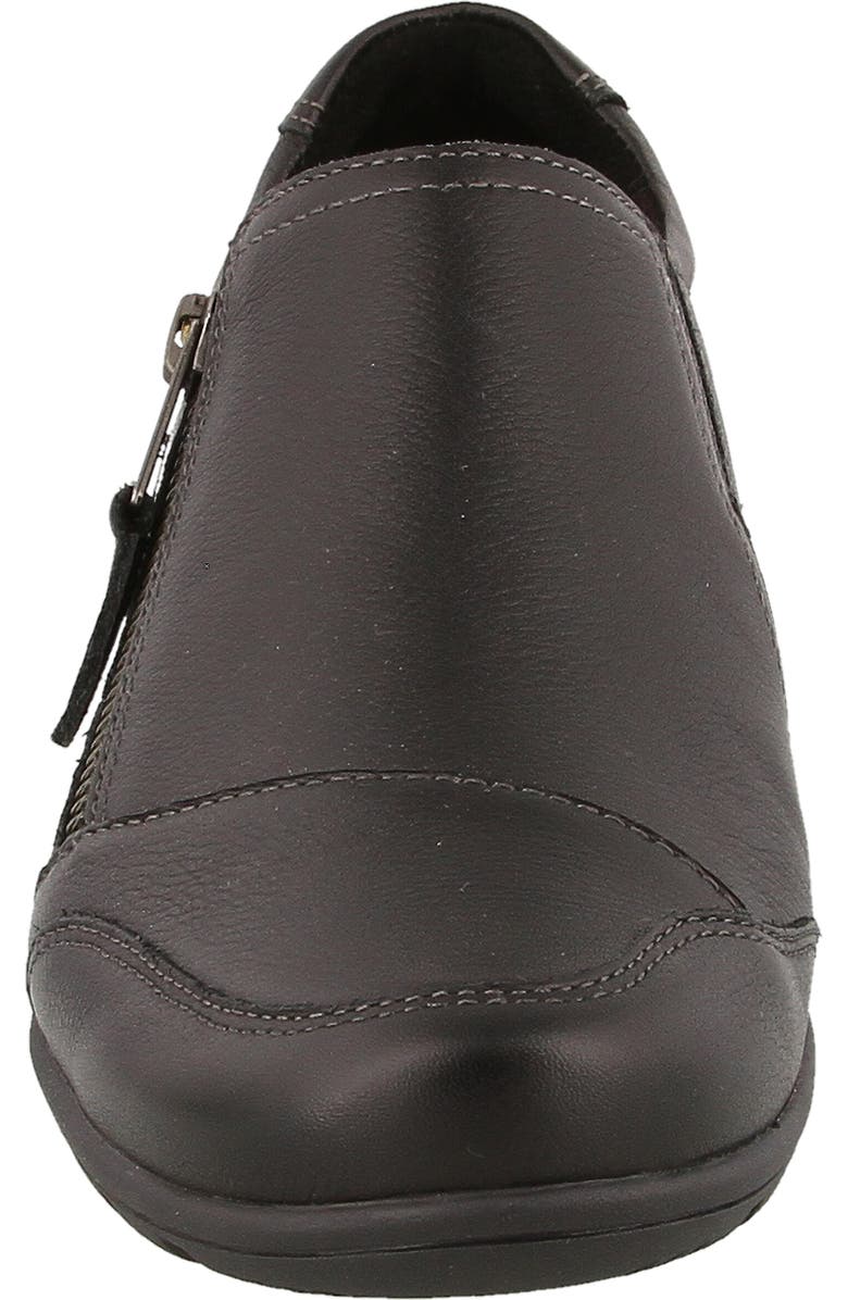 Taos Character Flat, Alternate, color,