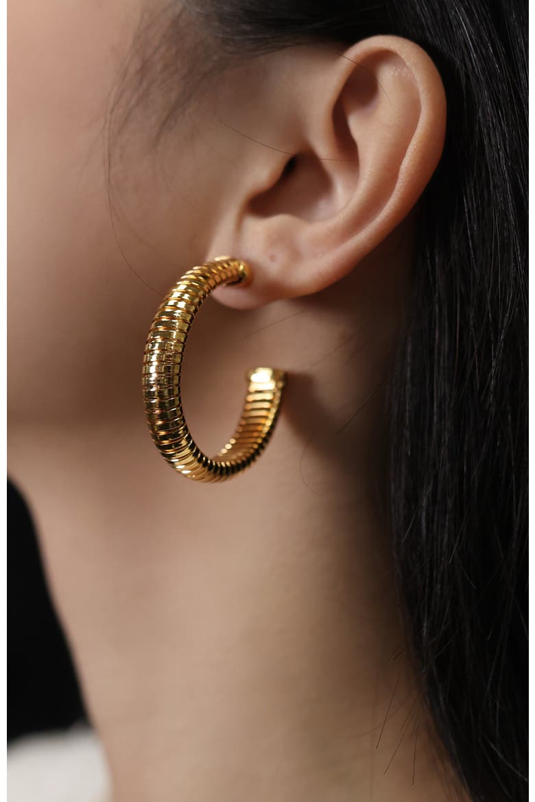Large Minimalist Hoop Earrings, Alternate, color, Gold