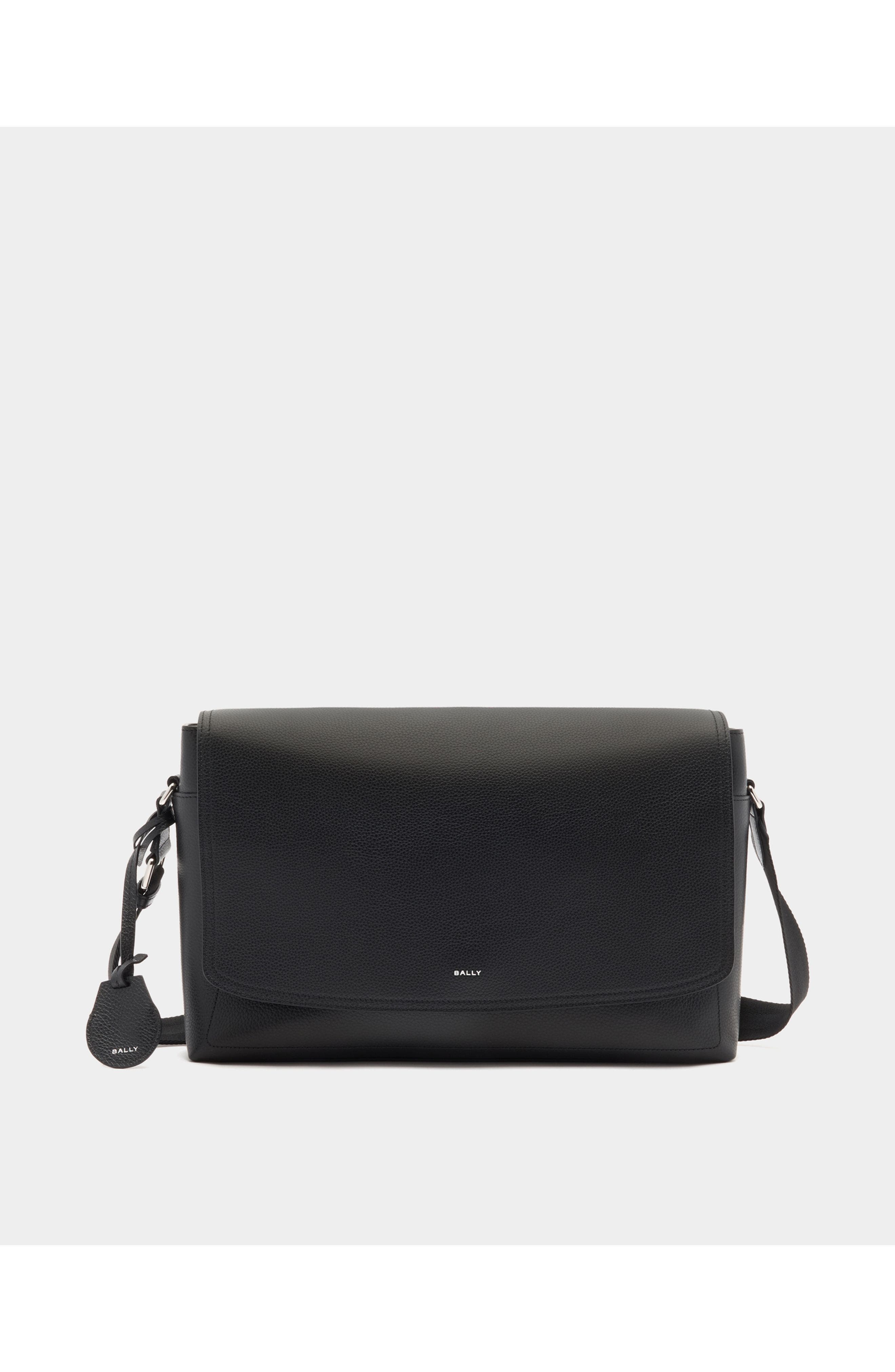 Bally Capitol Messenger Bag in Grained Leather, Main, color, 