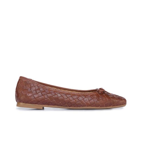 Bernardo Footwear Gwynn Woven Ballet Flat In Mahogany