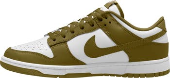 Dunk Low Retro BTTYS Sneaker
