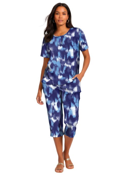 Plus Size 2-Piece Printed Henley Top and Capri Set (Plus)