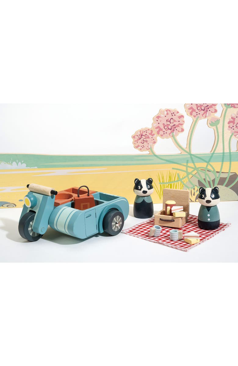 Tender Leaf Toys Badger Picnic Motorbike Ride Playset, Alternate, color, 