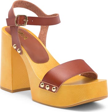 Darrah Sandal