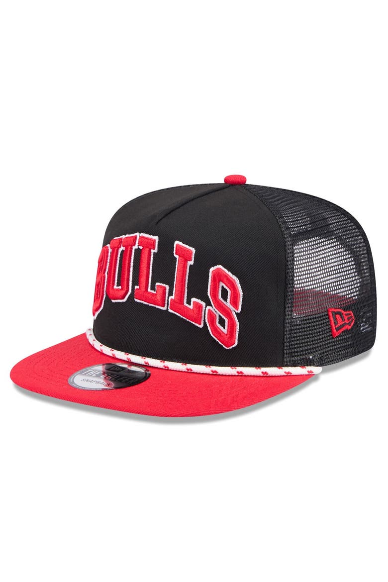 Men's New Era Black/Red Chicago Bulls Throwback Team Arch Golfer Snapback Hat, Alternate, color, Black