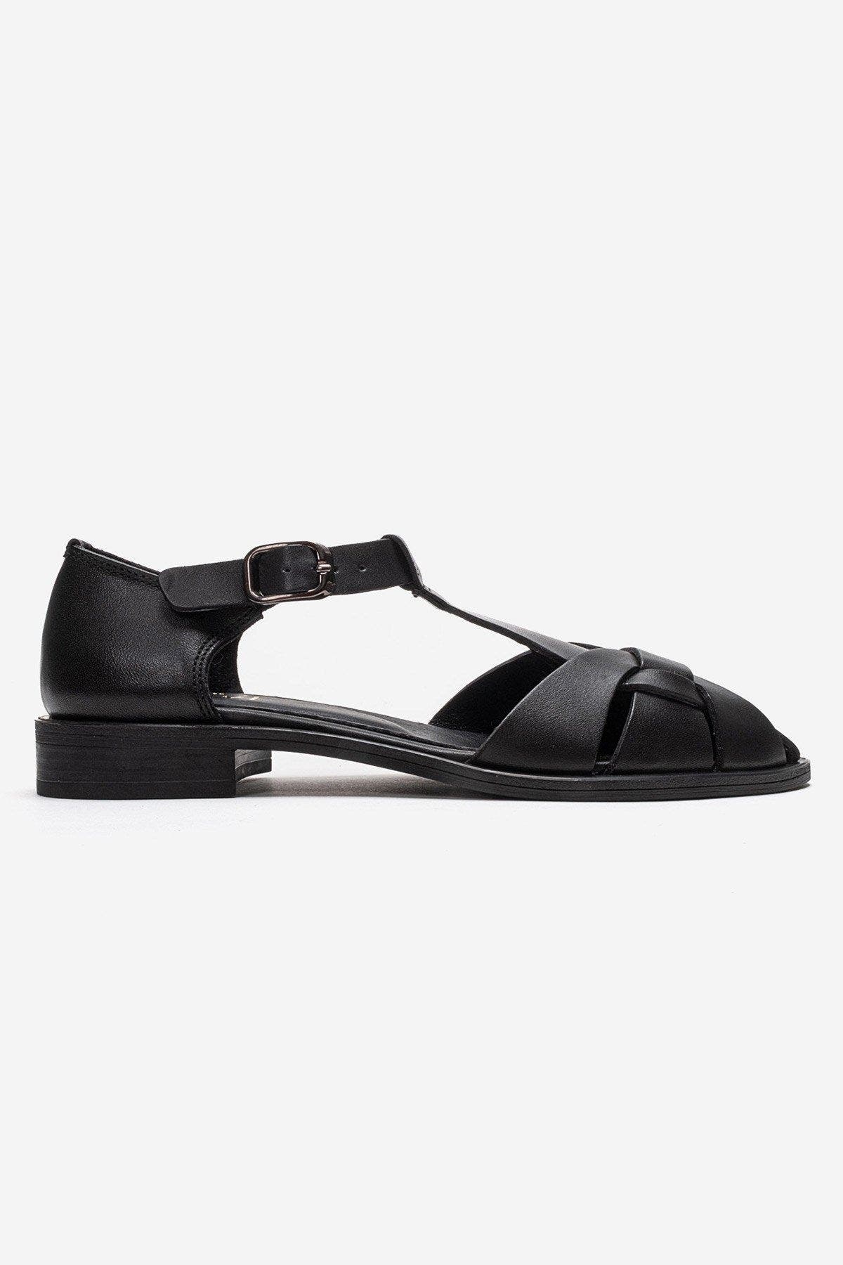 Forever & Always Shoes Dexara Leather Sandal, Alternate, color, Black