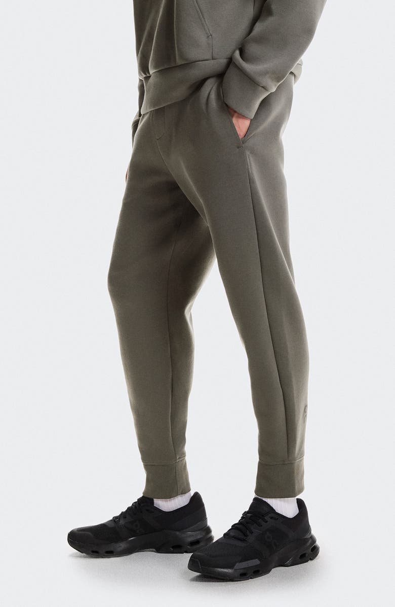 On Focus Tech Joggers O, Alternate, color, Shadow