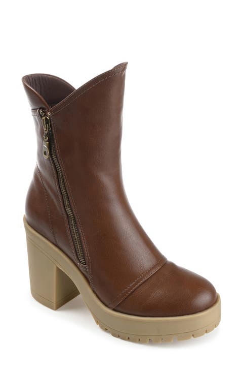Jaquie Lug Sole Bootie (Women)