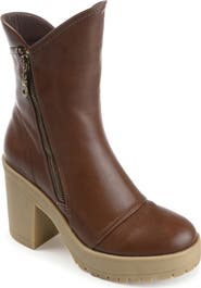 Journee Collection Jaquie Lug Sole Bootie