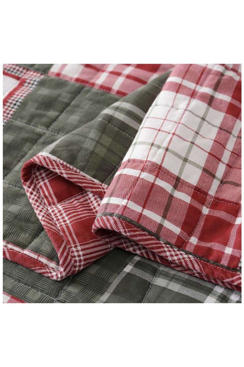 Buddy Patchwork Quilt Set, Alternate, color, IVORY/ RED/ GREEN