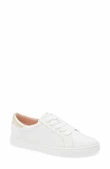 Kate Spade New York adora sneaker