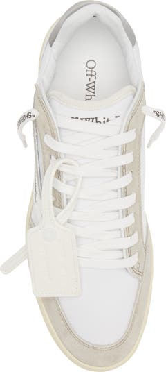 5.0 Low Top Sneaker