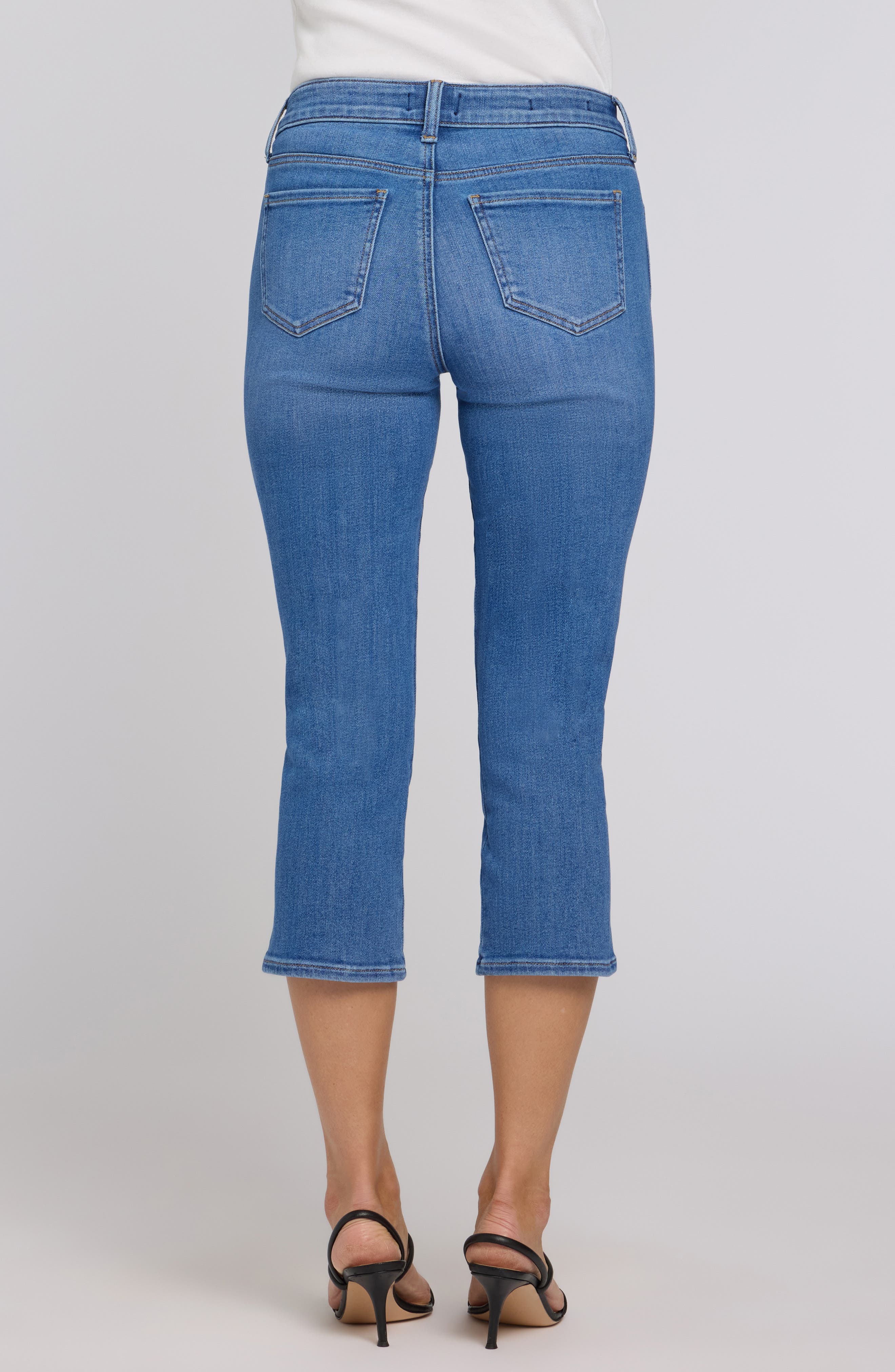Chloe Side Slit Capri Jeans - image 2