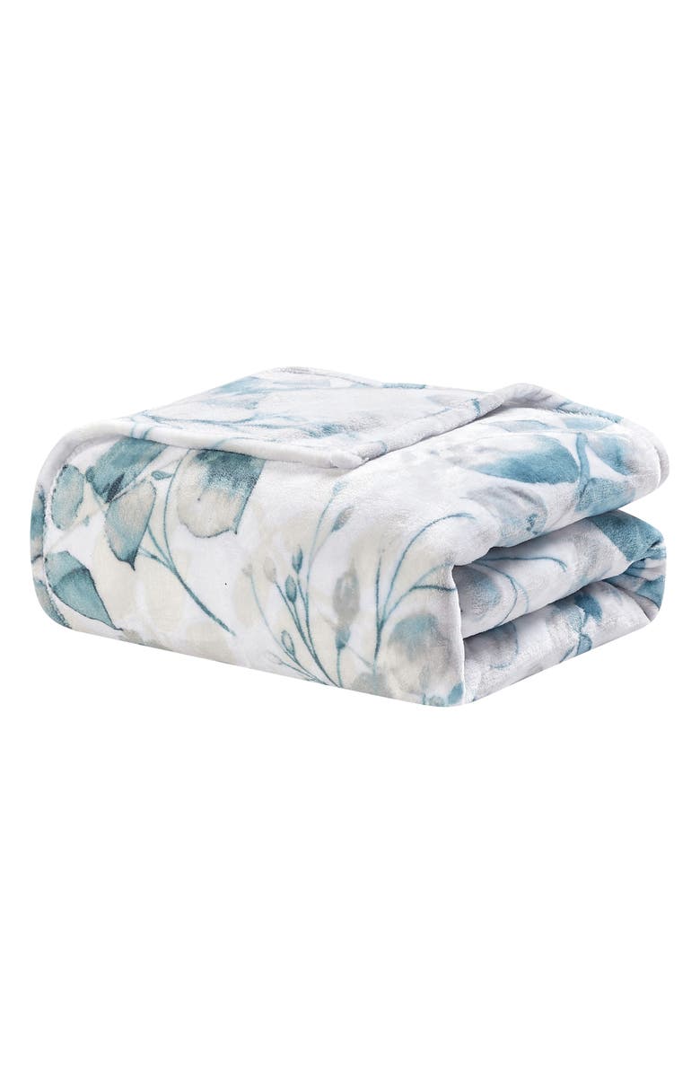 Luxury Home Dempsey Leaf Print Fleece Blanket, Main, color, Sage