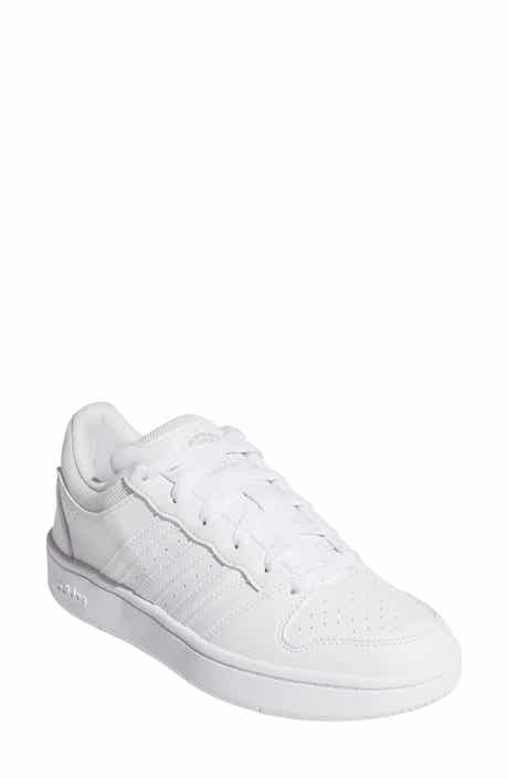 Hoops Classic Low Top Sneaker