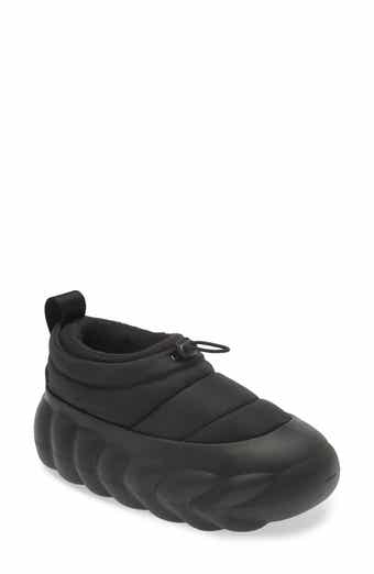 CROCS Overpuff Shorty Clog