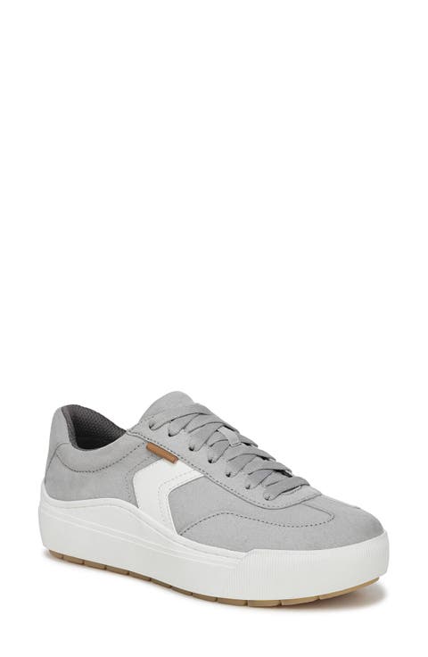 Time Off Win Low Top Sneaker (Women)