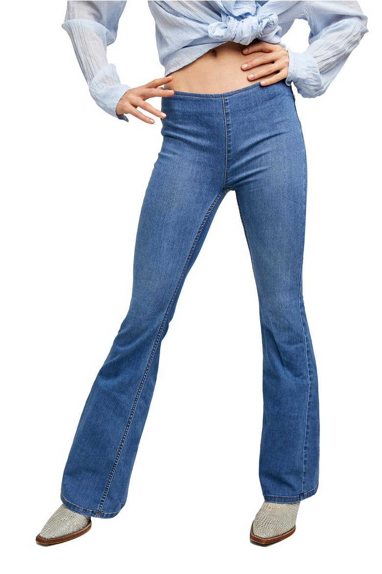 We the Free Gummy Pull-On Flare Leg Jeans, Main, color, AUTHENTIC BLUE