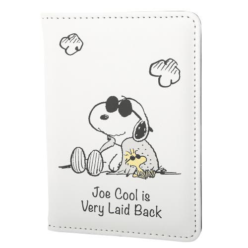 Peanuts White And Black Passport Holder In Multi