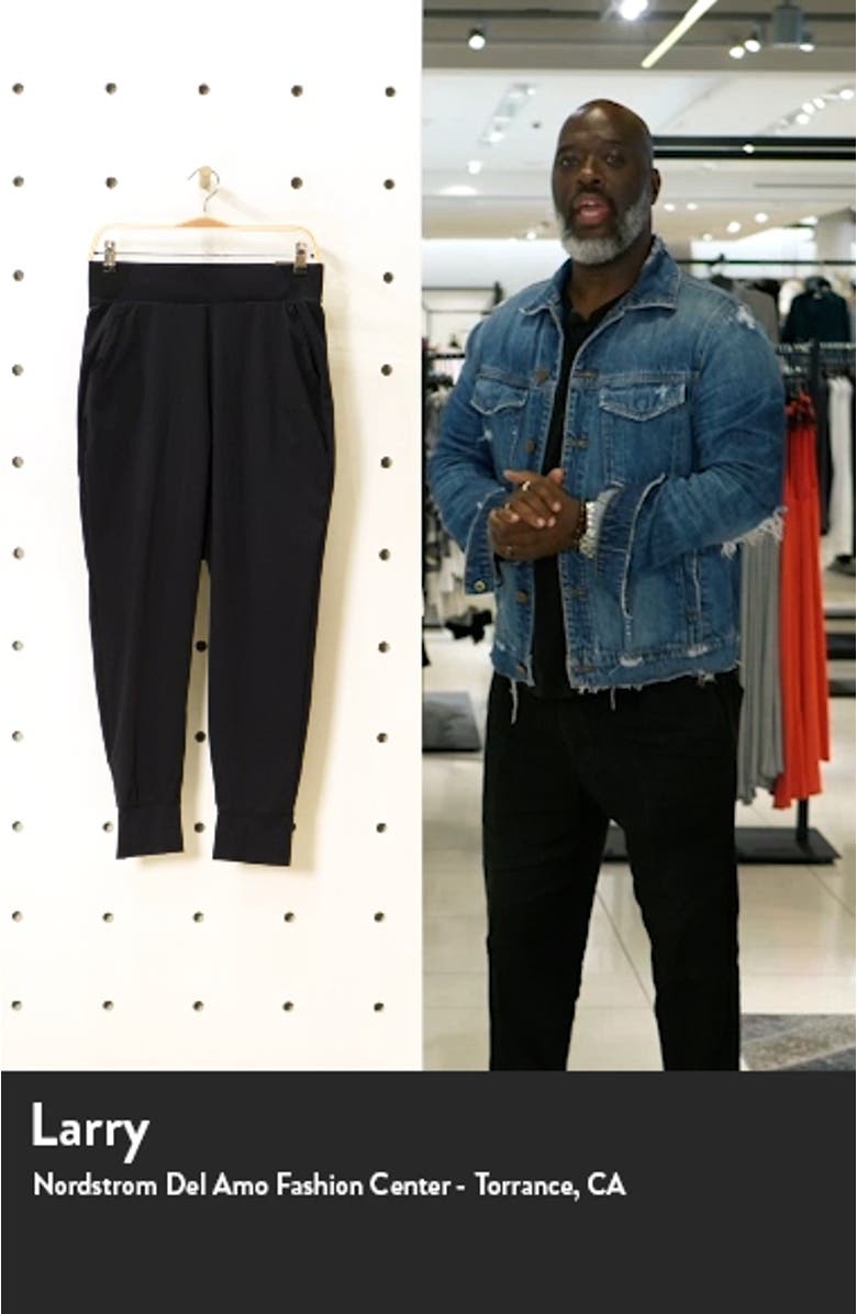 Bliss Luxe Dri-FIT Women's Training Pants, sales video thumbnail