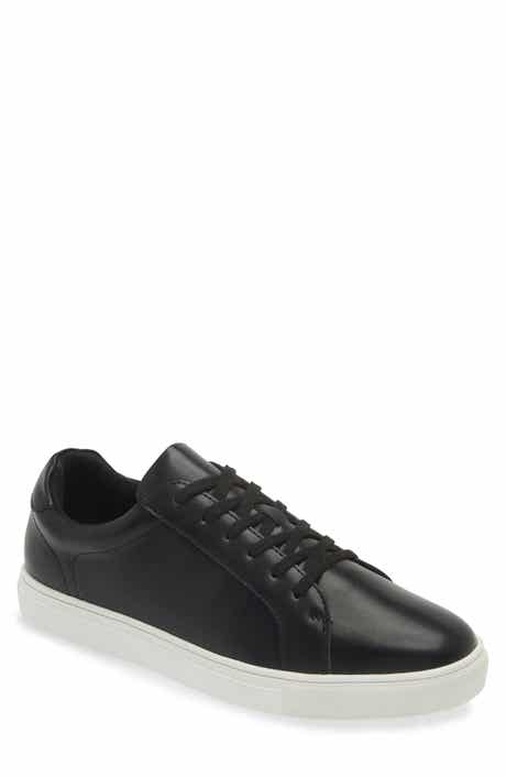 Low Top Sneaker