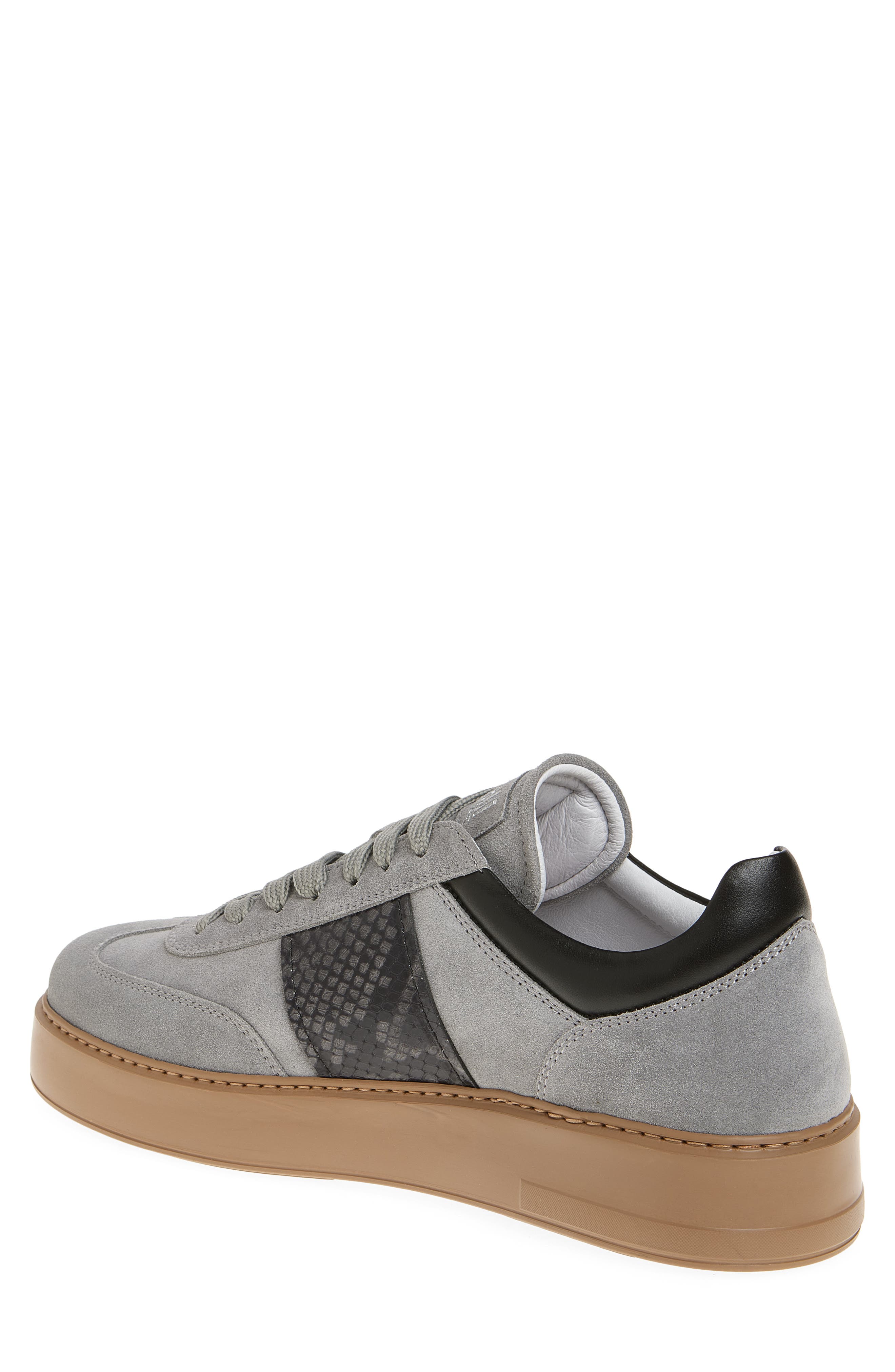 Low Top Sneaker - image 4