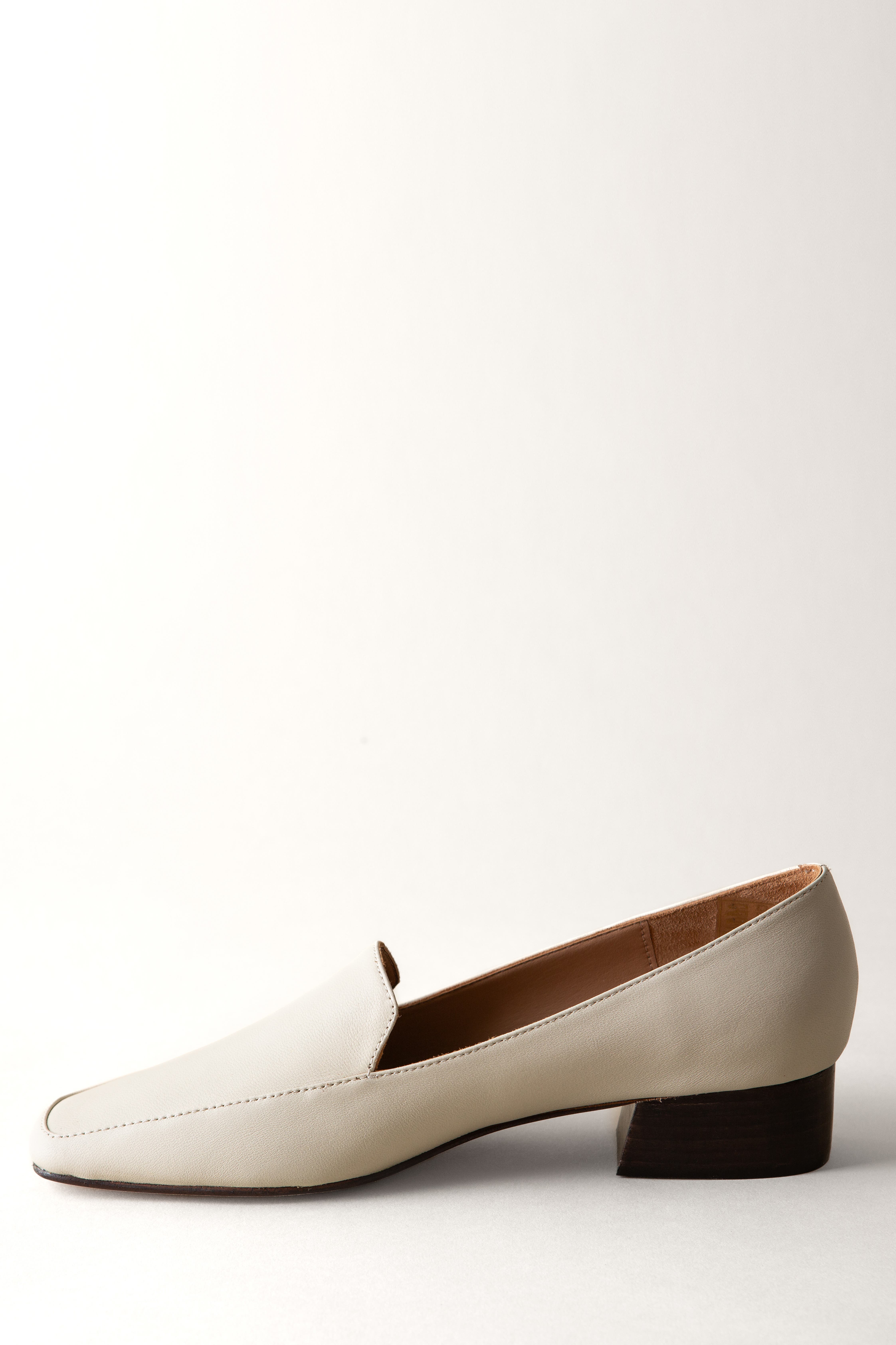 Huma Blanco Charlie Heeled Loafer, Alternate, color, 